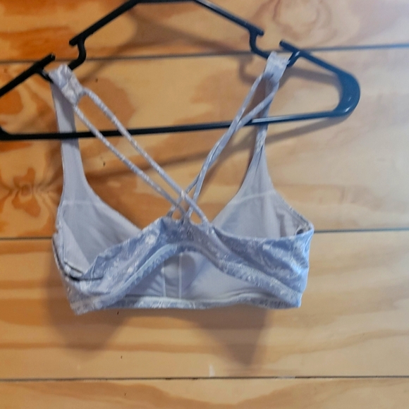 LULULEMON sports bra - Picture 3 of 3